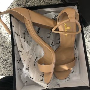 Nude heels size 7.5